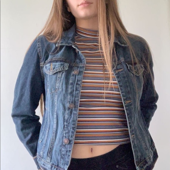 Cropped Mock Neck long Sleeve - Picture 2 of 5